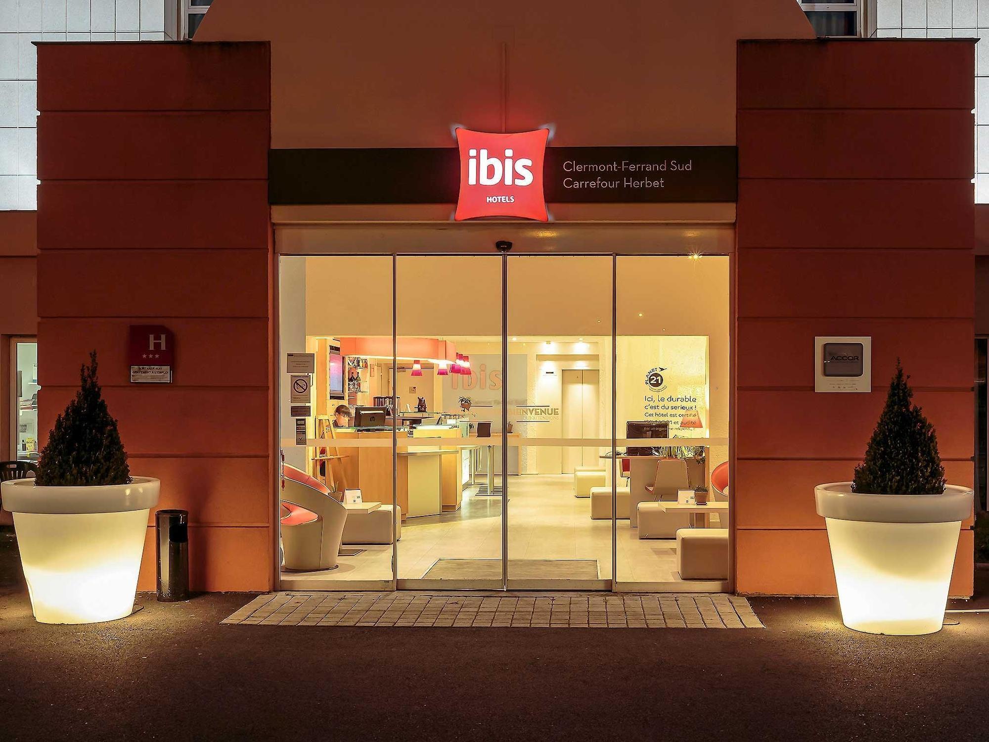 Ibis Ferrand Sud Herbet 3*